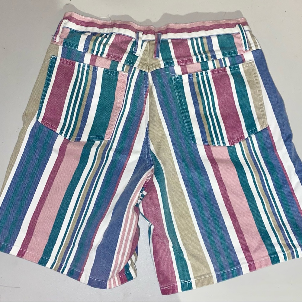 Not guilty vintage 90s grunge shorts - Picture 2 of 3